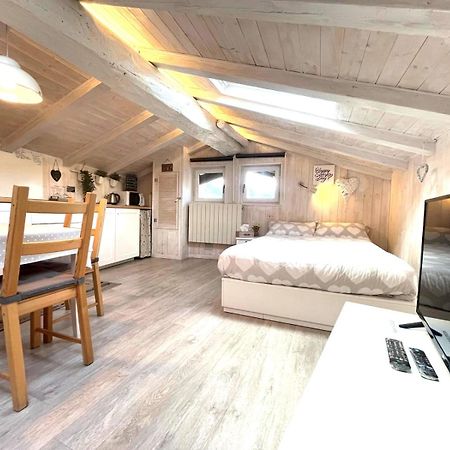 Il Piccolo Loft Nel Cuore Antico Di Aosta - You & Me Case Vacanza Dış mekan fotoğraf
