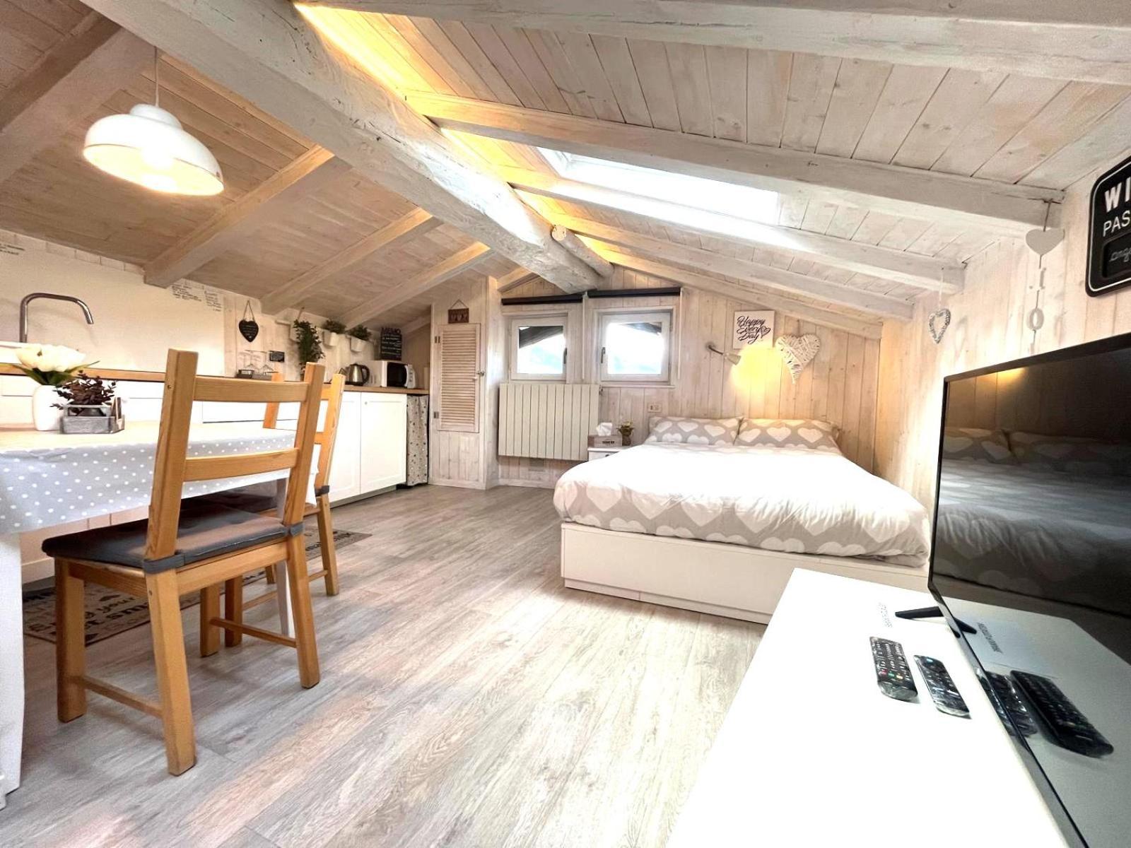 Il Piccolo Loft Nel Cuore Antico Di Aosta - You & Me Case Vacanza Dış mekan fotoğraf